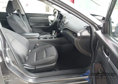 2021 Nissan Altima Sv Fwd z USA, uszkodzony, nr VIN 1N4BL4DV2MN389171